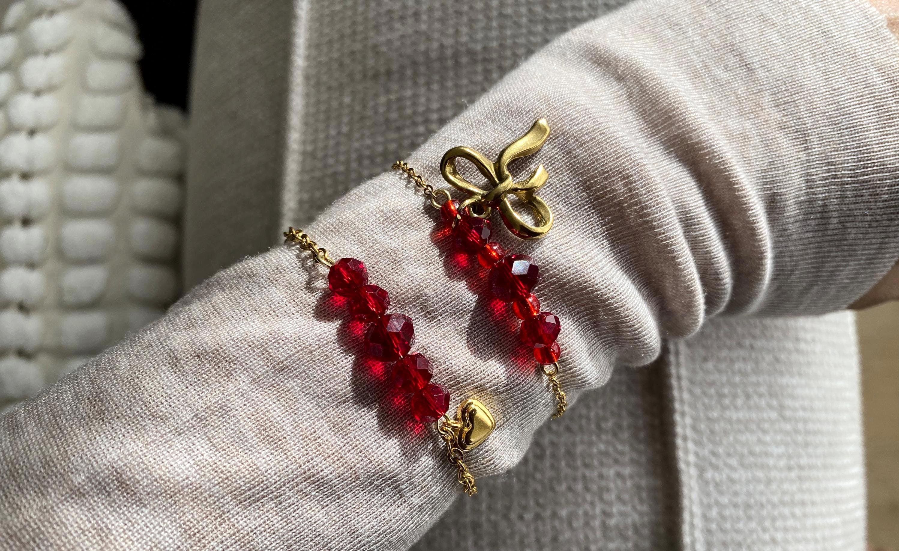 Handgemaakte glas kralen armband – Bow, Heart, bruin & burgundy red, 18K Gold Plated