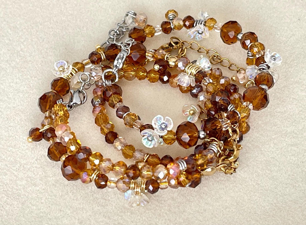 Handgemaakt Armbandjes – Bruin Caramel Glasparels, Stainless Steel & Gold Plated ( zilver of goud )