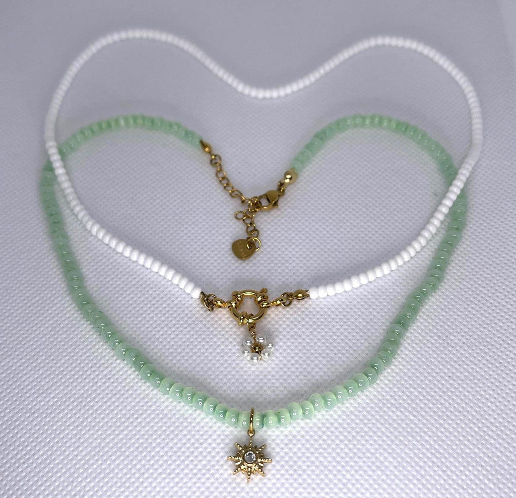 Gorgeous Green glas kralen ketting | groene kralen met 18K vergulde RVS ster hanger en zirconia | handgemaakt sieraad