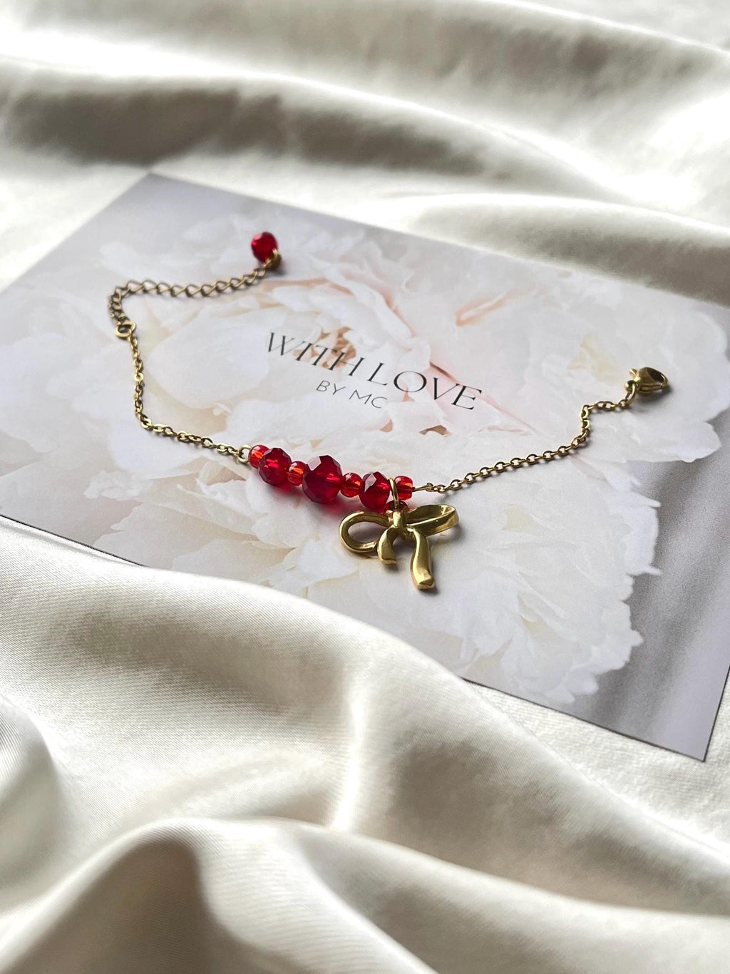 Handgemaakte glas kralen armband – Bow, Heart, bruin & burgundy red, 18K Gold Plated