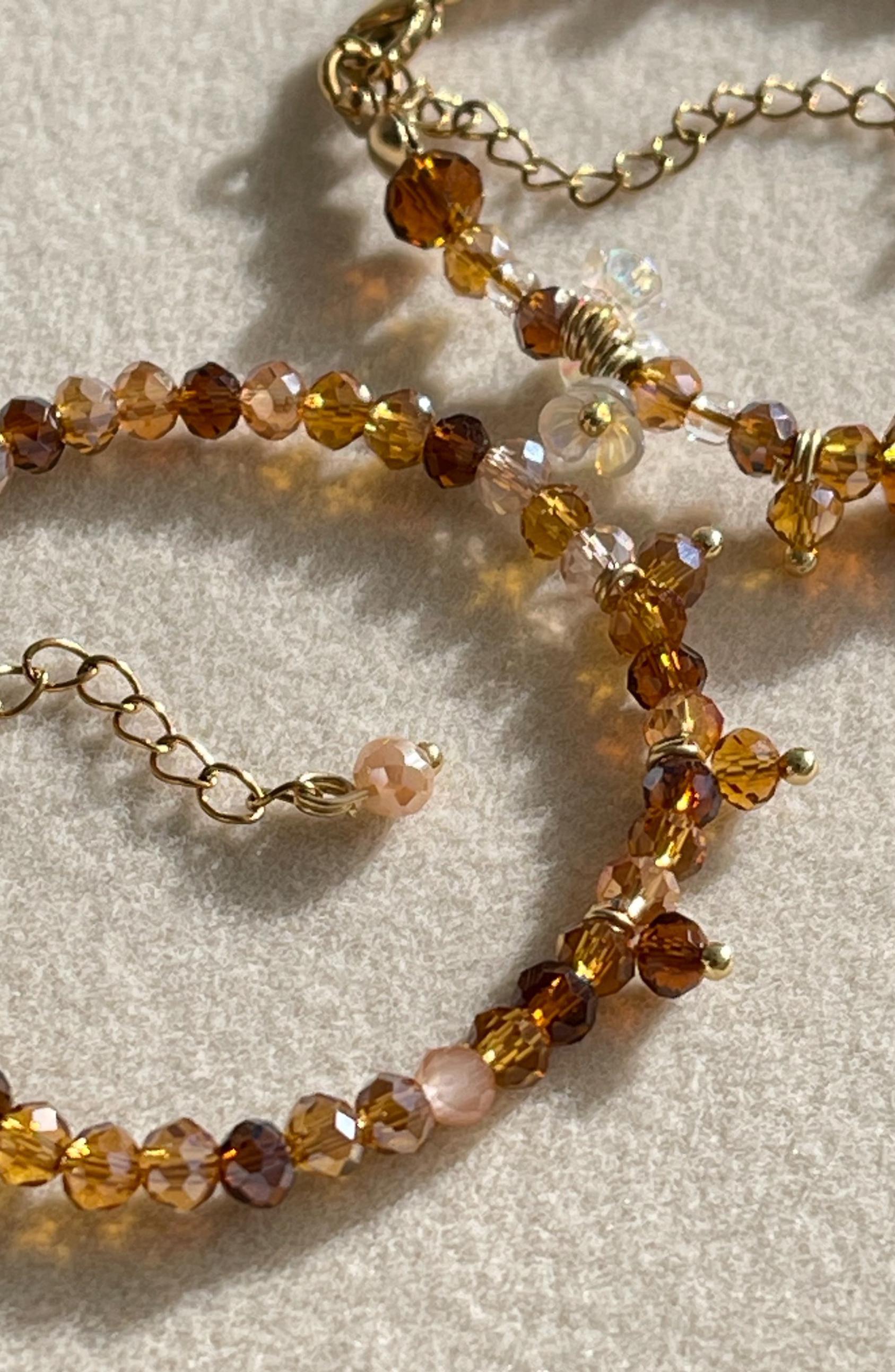 Handgemaakt Armbandjes – Bruin Caramel Glasparels, Stainless Steel & Gold Plated ( zilver of goud )